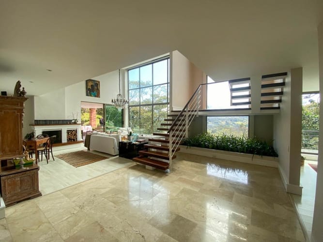 Casa de 4 alcobas en venta en Tablacito, Rionegro, 461 m² · foto 8 de 24