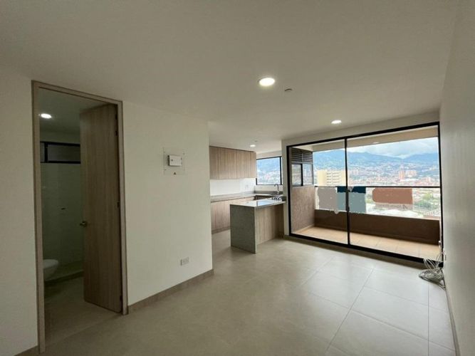 Apartamento de 3 alcobas en arriendo en Promision, Envigado, 80 m² · foto 2 de 24