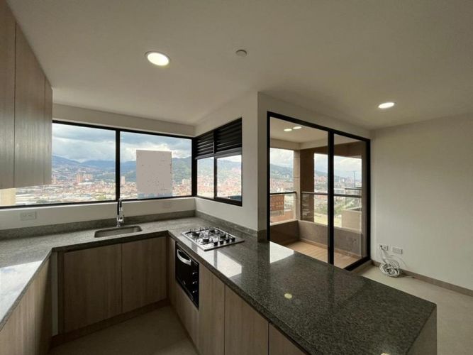 Apartamento de 3 alcobas en arriendo en Promision, Envigado, 80 m² · foto 11 de 24