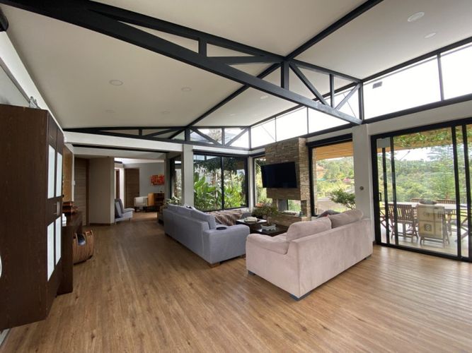 Casa de 4 alcobas en venta en Pantanillo, El Retiro, 355 m² · foto 14 de 24