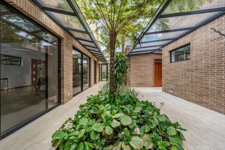 Casa de 4 alcobas en venta en Vía Las Palmas, Envigado, 550 m² · foto 6 de 14