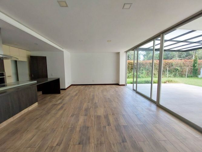 Casa de 5 alcobas en venta en El Tablazo, Rionegro, 500 m² · foto 3 de 22
