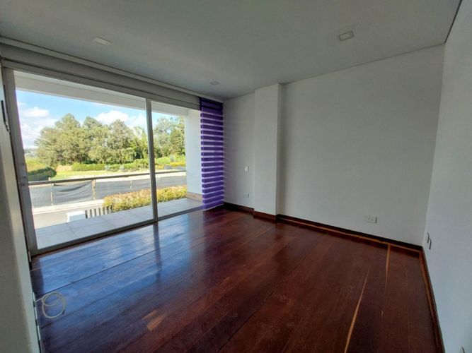 Casa de 5 alcobas en venta en El Tablazo, Rionegro, 500 m² · foto 12 de 22