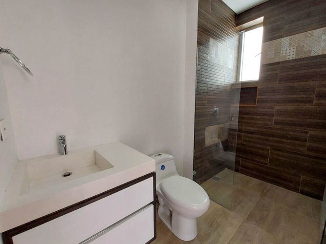 Casa de 5 alcobas en venta en El Tablazo, Rionegro, 500 m² · foto 21 de 22