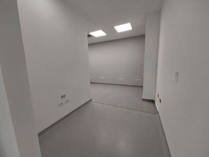 Local en arriendo en El Poblado, Medellín, 184 m² · foto 3 de 24