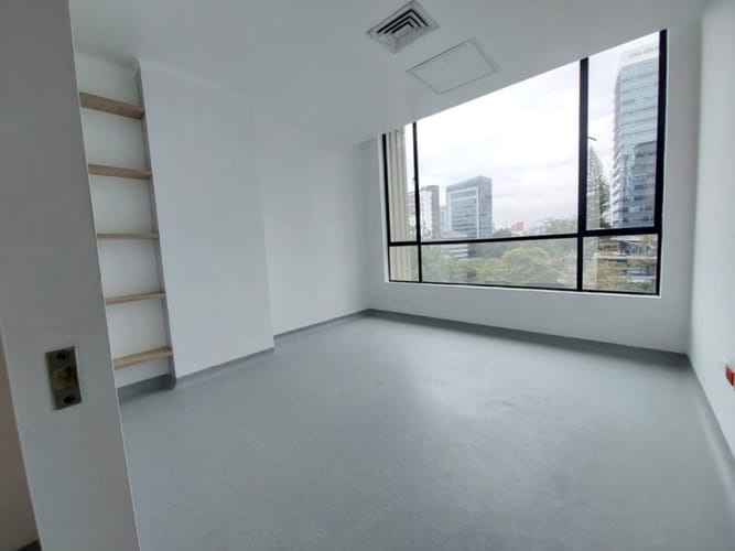Local en arriendo en El Poblado, Medellín, 184 m² · foto 9 de 24