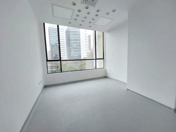 Local en arriendo en El Poblado, Medellín, 184 m² · foto 17 de 24