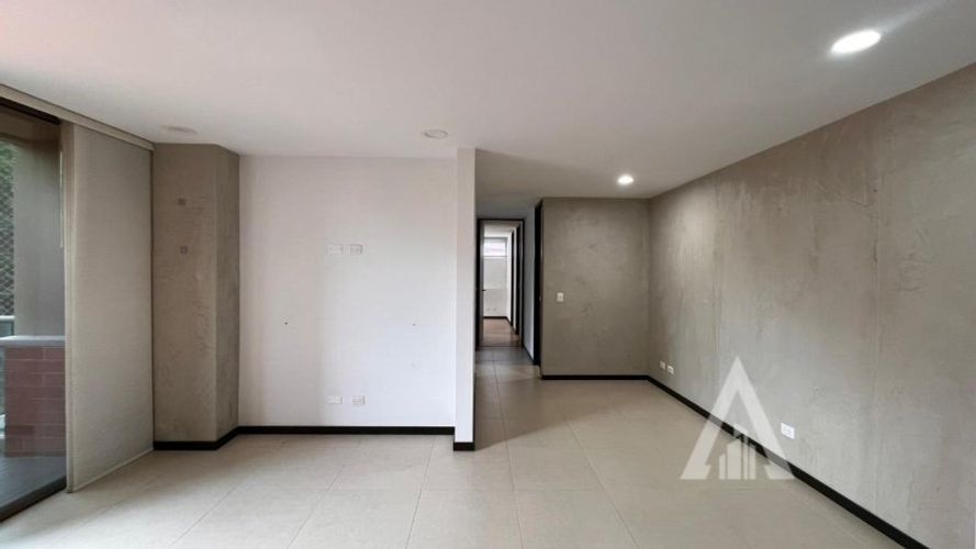 Apartamento de 3 alcobas en arriendo en Altos Del Poblado, Medellín, 80 m² · foto 4 de 14