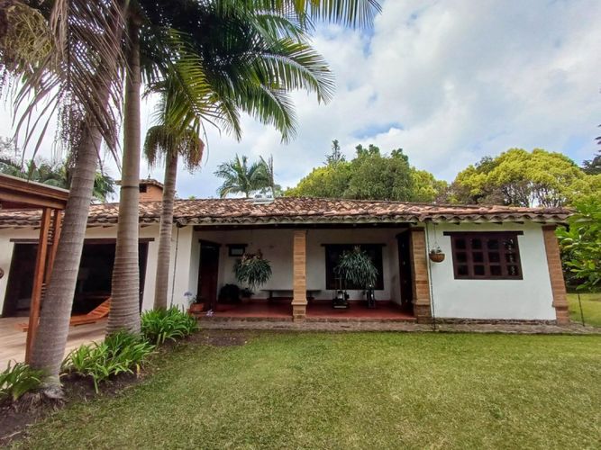 Finca en arriendo en Llano Grande, Rionegro, 350 m² · foto 2 de 24