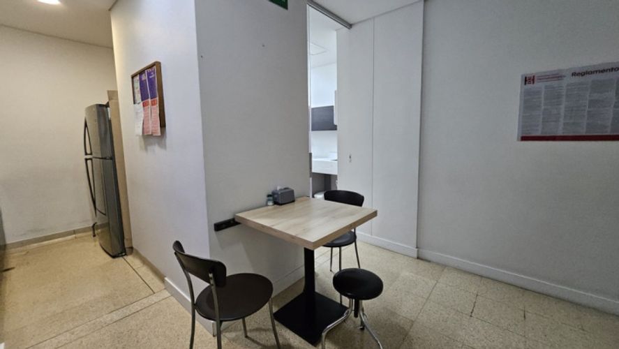 Oficina en venta en San Diego, Medellín, 214 m² · foto 10 de 20