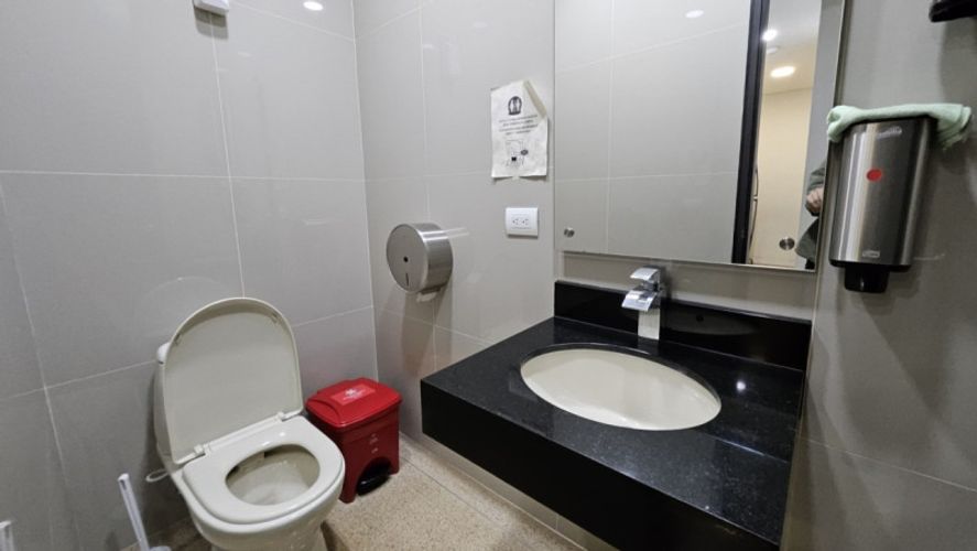 Oficina en venta en San Diego, Medellín, 214 m² · foto 13 de 20