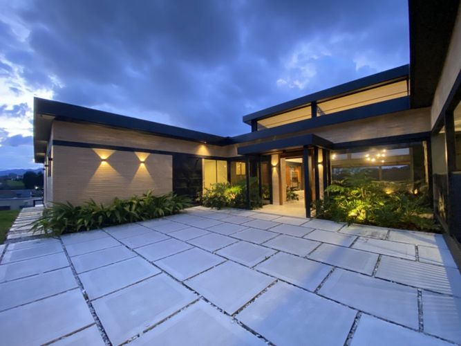 Casa de 4 alcobas en venta en La Milagrosa, La Ceja, 595 m² · foto 7 de 24