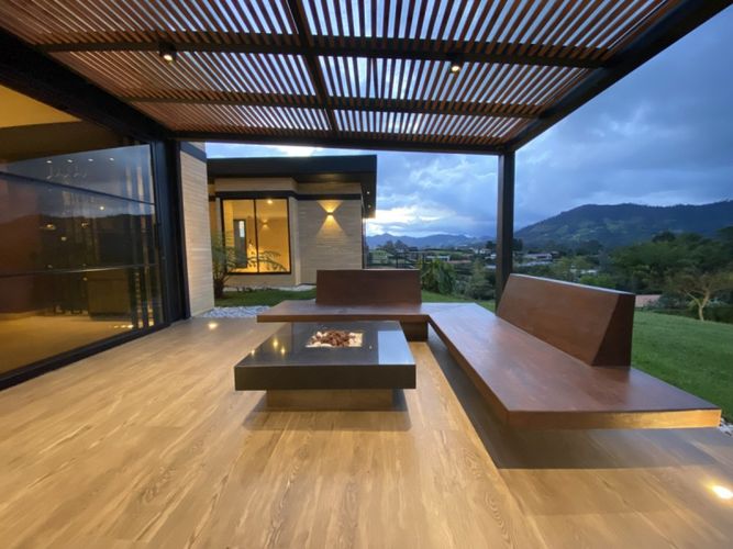 Casa de 4 alcobas en venta en La Milagrosa, La Ceja, 595 m² · foto 20 de 24