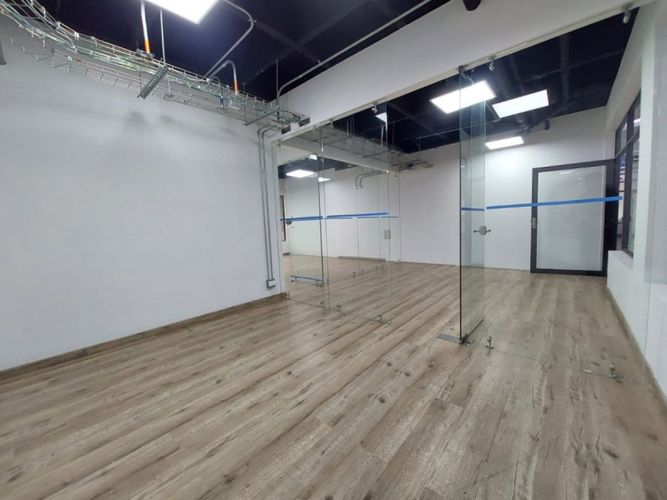 Local en arriendo en El Poblado, Medellín, 70 m² · foto 5 de 15