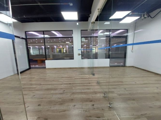 Local en arriendo en El Poblado, Medellín, 70 m² · foto 14 de 15