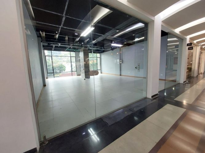Local en arriendo en El Poblado, Medellín, 70 m² · foto 5 de 16