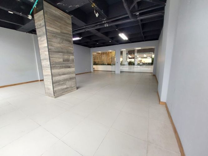Local en arriendo en El Poblado, Medellín, 70 m² · foto 9 de 16