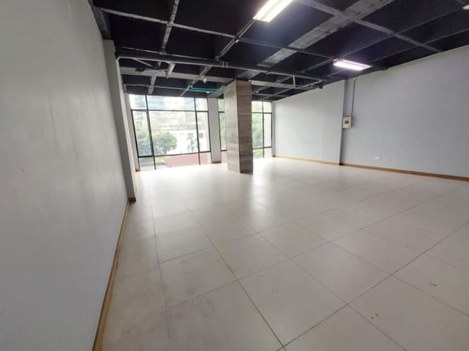 Local en arriendo en El Poblado, Medellín, 70 m² · foto 12 de 16