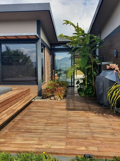 Casa de 3 alcobas en venta en Guamito, Rionegro, 326 m² · foto 4 de 17