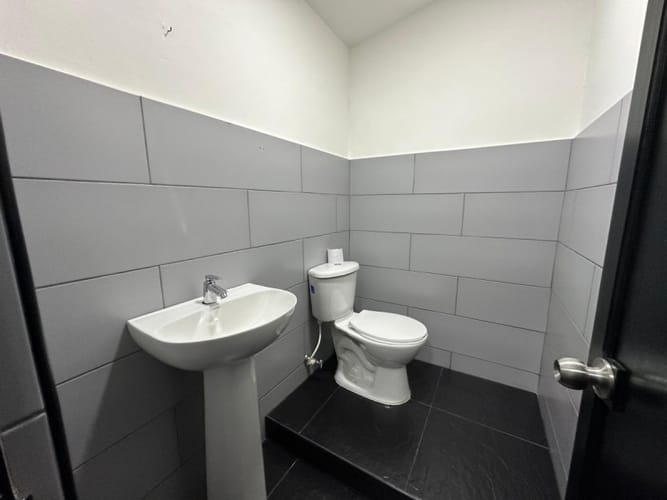 Oficina en arriendo en Provenza, Medellín, 42 m² · foto 4 de 6
