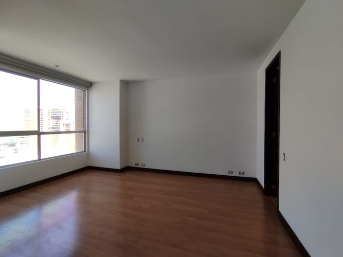 Apartamento de 4 alcobas en arriendo en El Poblado, Medellín, 160 m² · foto 16 de 20