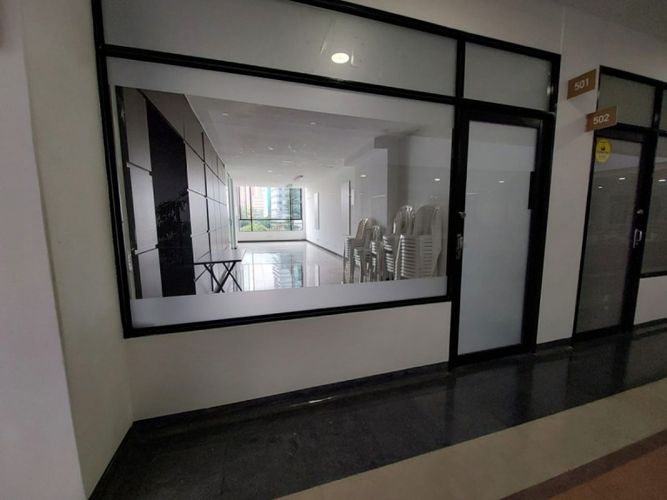 Local en arriendo en El Poblado, Medellín, 65 m² · foto 2 de 17