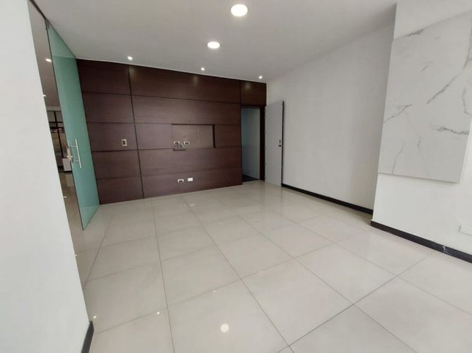 Local en arriendo en El Poblado, Medellín, 65 m² · foto 11 de 17