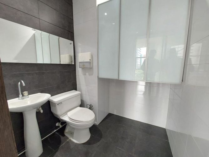 Local en arriendo en El Poblado, Medellín, 65 m² · foto 12 de 17