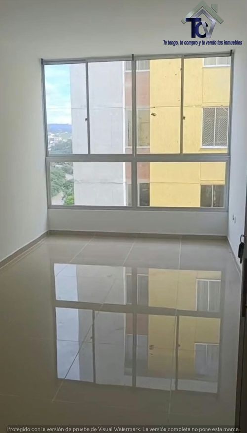 Apartamento de 3 alcobas en venta en Hsd. San Antonio De Carrizal, Girón, 61 m² · foto 3 de 13