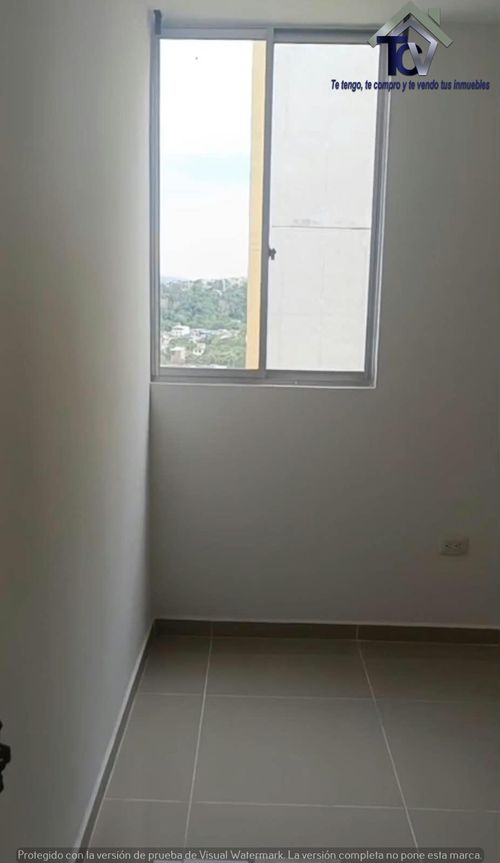 Apartamento de 3 alcobas en venta en Hsd. San Antonio De Carrizal, Girón, 61 m² · foto 6 de 13