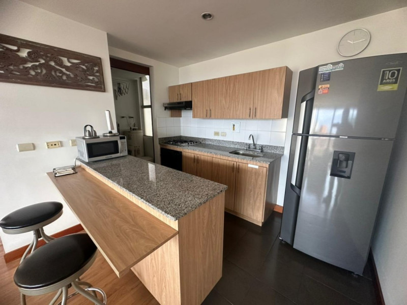 Apartamento en arriendo en El Poblado, Medellín · foto 6 de 16