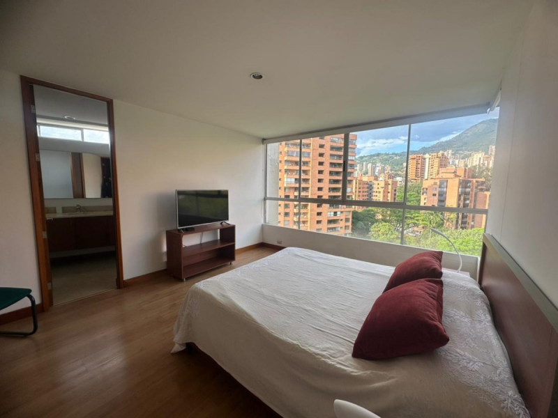 Apartamento en arriendo en El Poblado, Medellín · foto 13 de 16