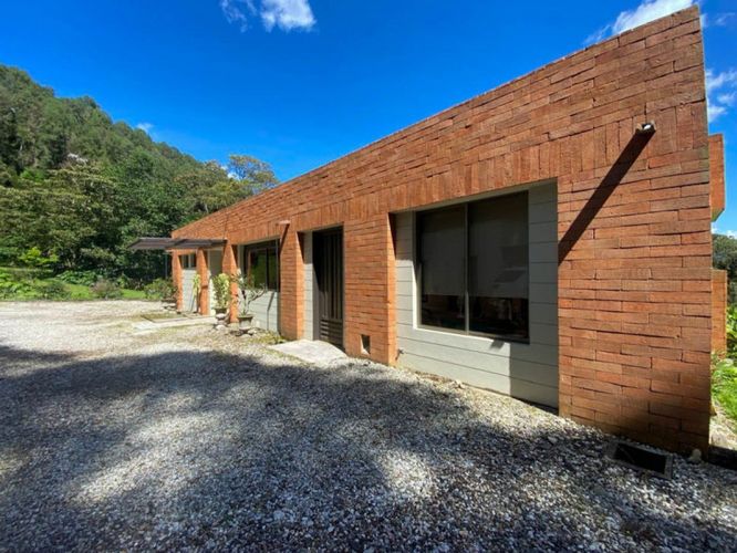 Finca en venta en Guamito, La Ceja, 280 m² · foto 3 de 23