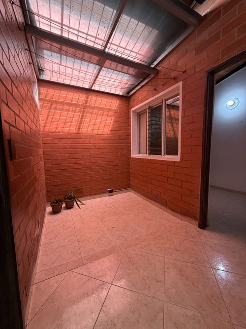 Casa de 3 alcobas en venta en Los Alpes, Medellín, 129 m² · foto 7 de 17