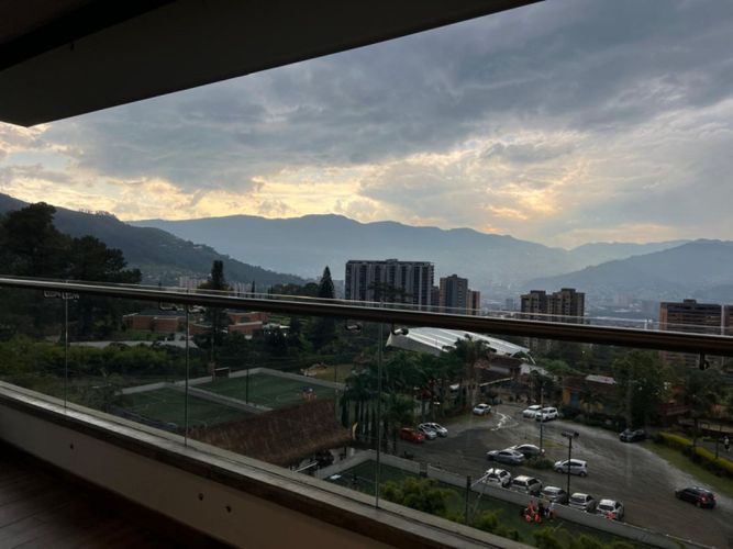 Apartamento en venta en Escobero, Envigado · foto 2 de 20