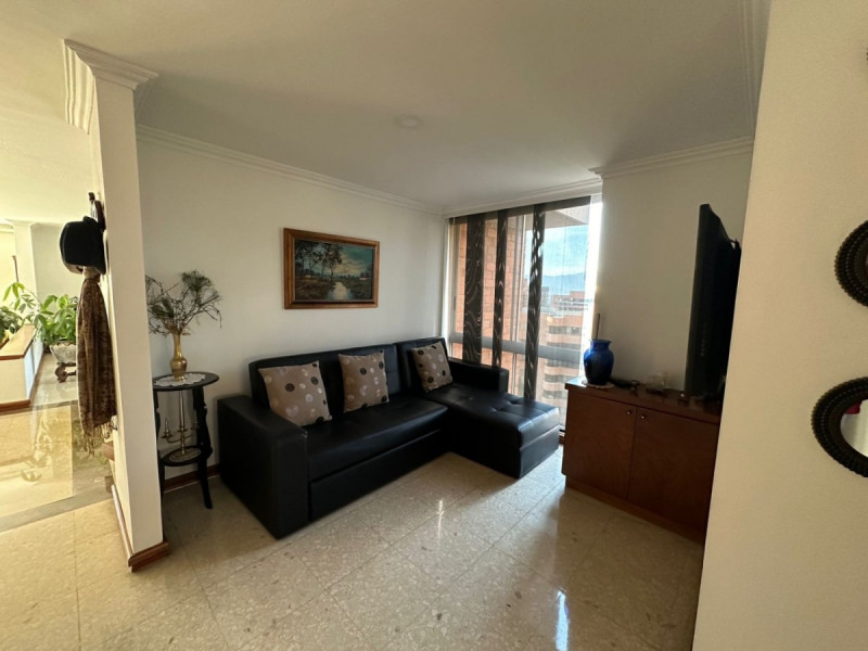 Apartamento en arriendo en El Poblado, Medellín · foto 14 de 24