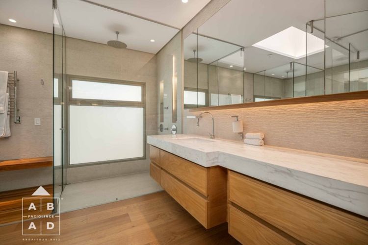 Casa de 5 alcobas en venta en San Lucas, Medellín, 891 m² · foto 21 de 24