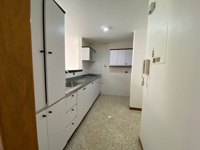 Apartamento de 3 alcobas en venta en Laureles, Medellín, 112 m² · foto 9 de 20