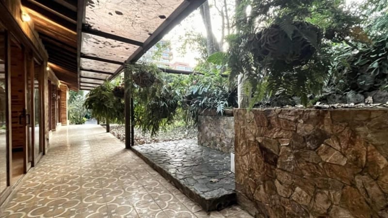 Casa de 4 alcobas en venta en Loma De Las Brujas, Envigado, 290 m² · foto 9 de 12