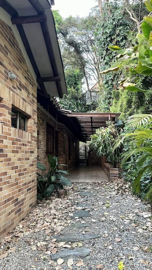 Casa de 4 alcobas en venta en Loma De Las Brujas, Envigado, 290 m² · foto 10 de 12