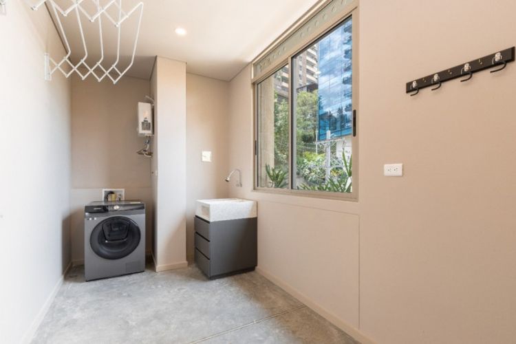 Apartamento de 2 alcobas en venta en El Poblado, Itagüí, 185 m² · foto 6 de 17