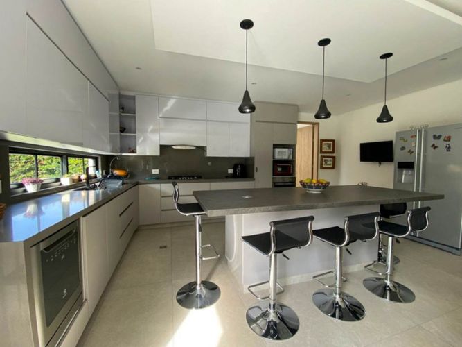 Casa de 2 alcobas en venta en Guayabito, Rionegro, 230 m² · foto 6 de 19