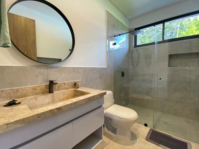 Casa de 2 alcobas en venta en Guayabito, Rionegro, 230 m² · foto 13 de 19