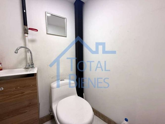 Oficina en venta en Los Colores, Medellín, 30 m² · foto 10 de 14