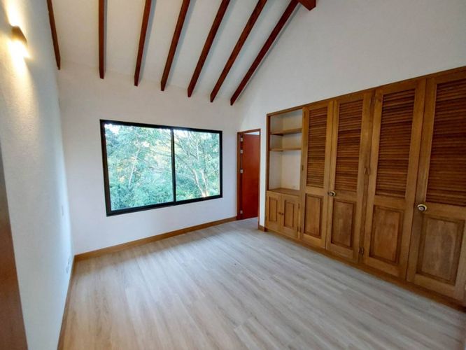 Finca en arriendo en El Porvenir, Rionegro, 2500 m² · foto 10 de 24