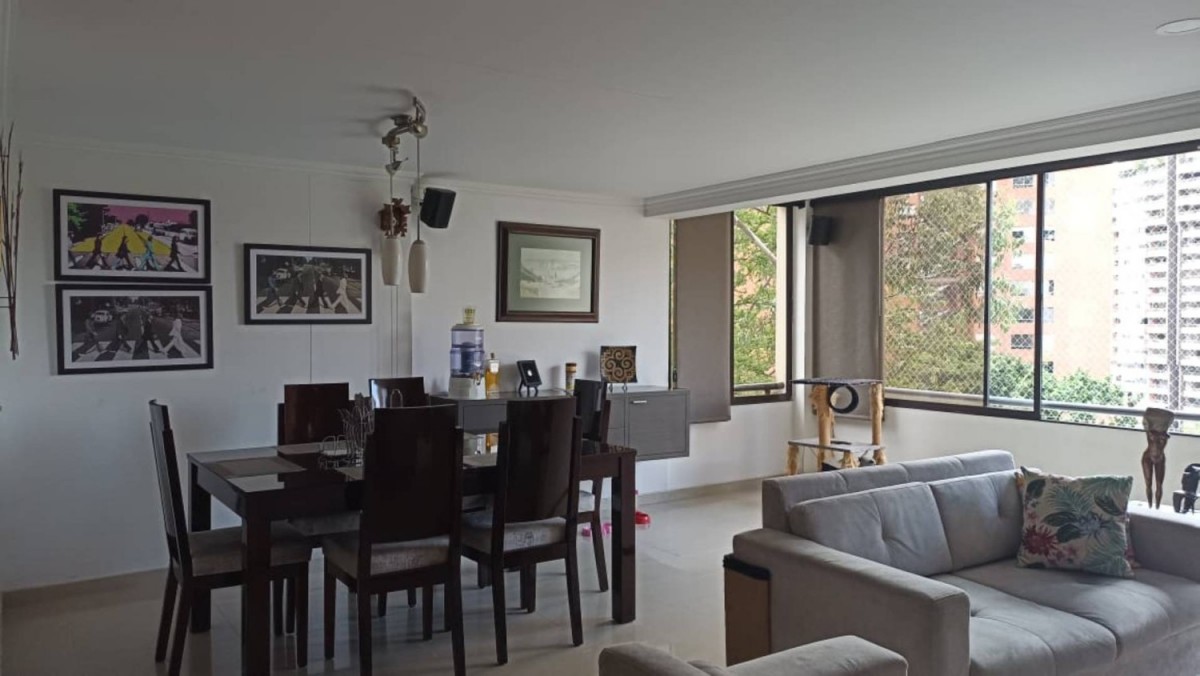 Apartamento en venta en El Poblado, Medellín · foto 6 de 20