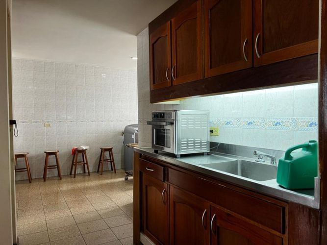 Apartamento de 3 alcobas en venta en La Candelaria, Medellín, 246 m² · foto 14 de 21