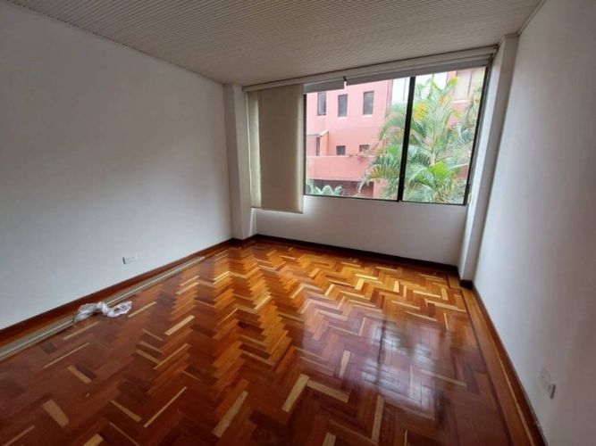 Apartamento de 3 alcobas en arriendo en Las Lomas, Medellín, 115 m² · foto 3 de 14