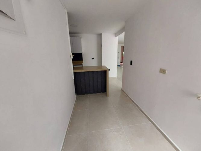 Apartamento de 3 alcobas en arriendo en Las Lomas, Medellín, 115 m² · foto 9 de 14