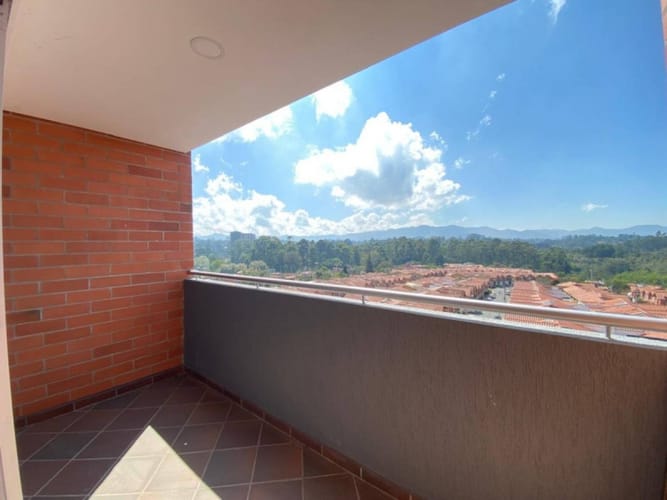 Apartamento de 2 alcobas en venta en Rionegro, 87 m² · foto 1 de 10